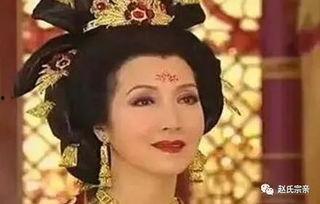 韩琦初见皇后吃瓜视频,吃瓜视频爆笑全场!