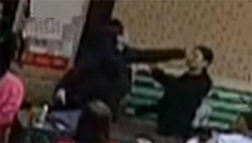 广东彭士峻吃瓜事件视频,网络热议背后的真相揭秘